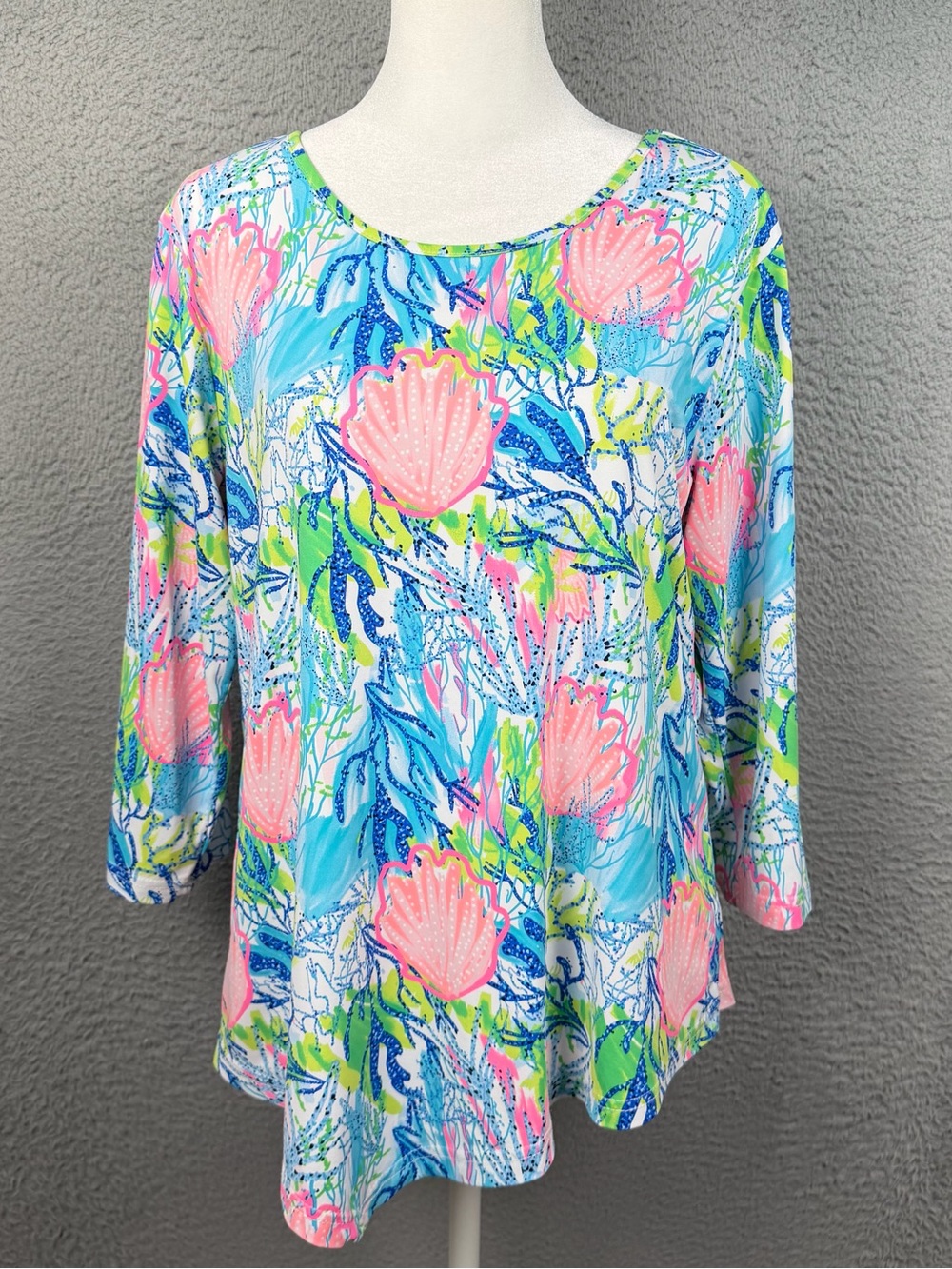 Lulu B Top Womens Medium Multicolor Corals Sea Shell 3/4 Sleeve Asymmetrical Hem